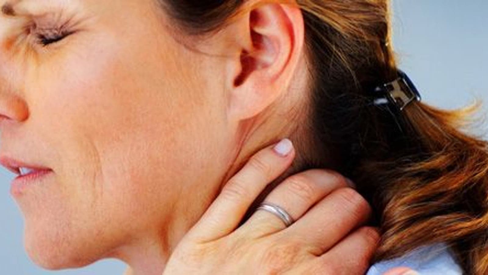 Everyday Movements That Quietly Damage Your Neck in Orland Park cover