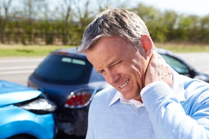 Neck pain after car accidents: get care quickly